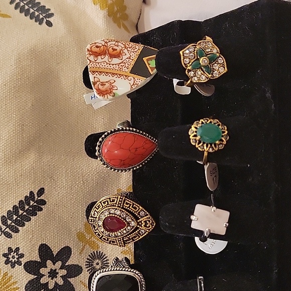 Various RINGS on Sale - Picture 3 of 4